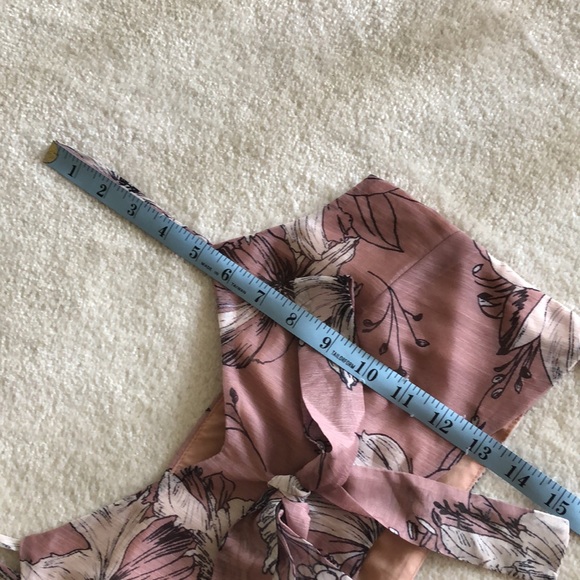 Toby Heart Ginger cropped floral top - Picture 4 of 9